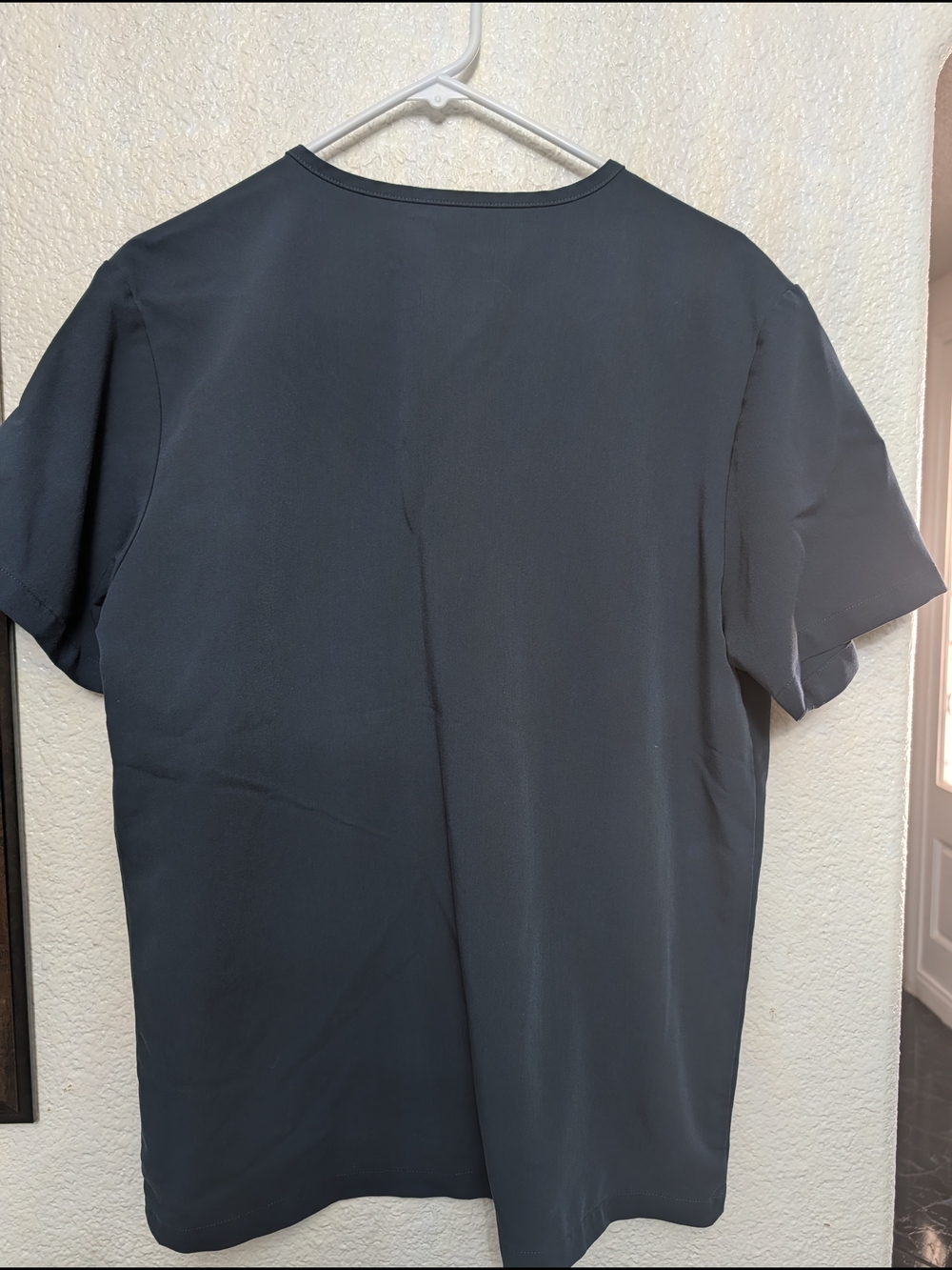 FIGS Navy Scrub Set - Top & Pants - Picture 5 of 7